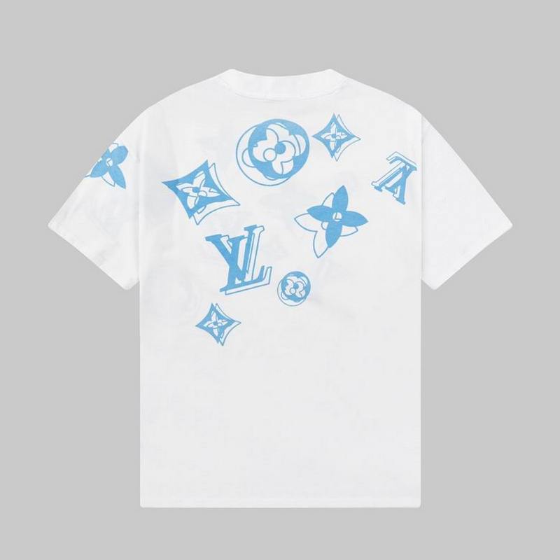 Louis Vuitton Men's T-shirts 131